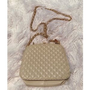 GOLD VINTAGE looking PURSE 👜